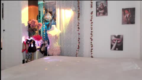 Snapshot of thaidream25 chatting on 05-23-26, 03:23 Ana online show from 05-23-26, 03:23