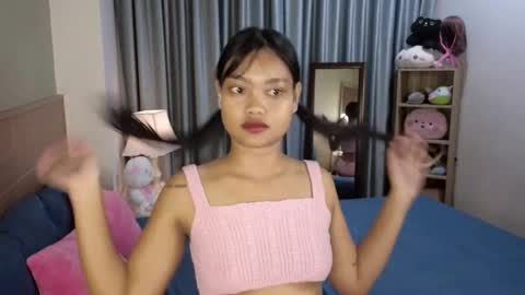 Snapshot of thailand4you chatting on 02-14-26, 02:36 AbbieThai online show from 02-14-26, 02:36