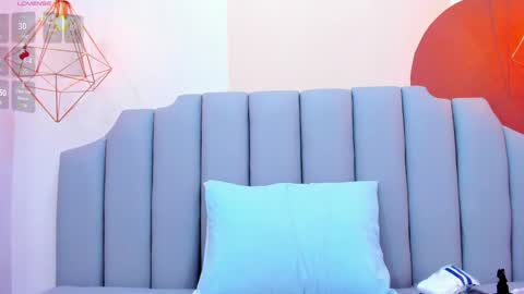 Thaily online show from 01-30-25, 01:44