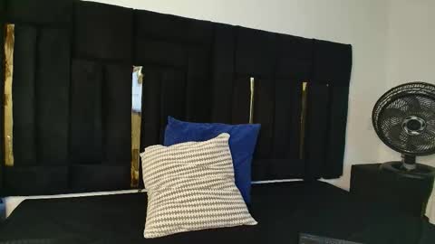 Snapshot of thaisadara24 chatting on 11-06-25, 05:58 T H A I S online show from 11-06-25, 05:58