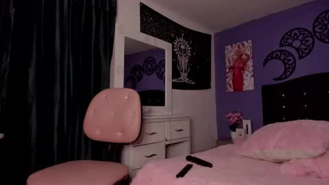 lui 3 online show from 03-11-25, 03:48