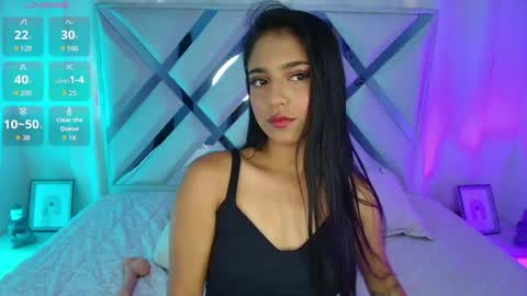 Snapshot of thalia_gomez__ chatting on 06-03-26, 08:36 thalia online show from 06-03-26, 08:36