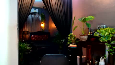 Snapshot of thalia_saint chatting on 03-06-25, 07:03 Thalia Saint online show from 03-06-25, 07:03