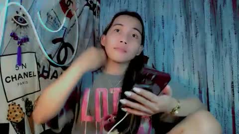 Thalia online show from 11-15-25, 11:51