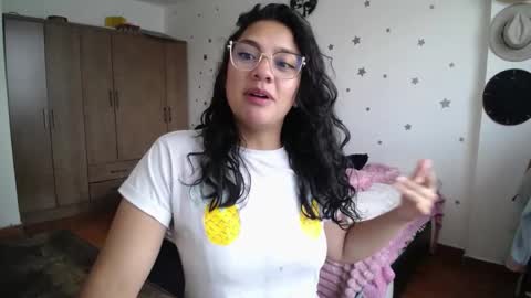    online show from 12-04-25, 06:49