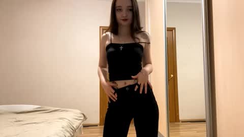 Yumi online show from 02-02-26, 05:00