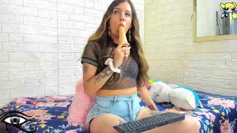 Thalia   online show from 10-01-25, 08:37