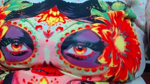 Snapshot of thaly_pervert chatting on 04-08-26, 04:29 Thalia online show from 04-08-26, 04:29