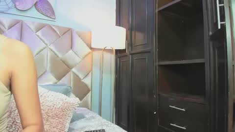 Thalya online show from 02-28-26, 12:06