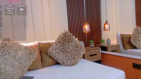 Thamara online show from 05-13-26, 12:35