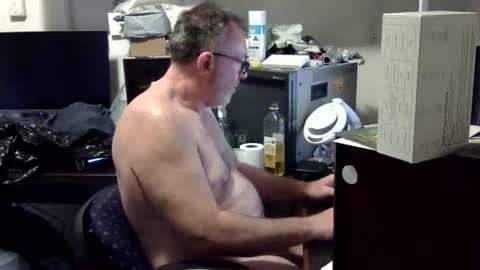 thang5545 online show from 09-10-25, 03:06