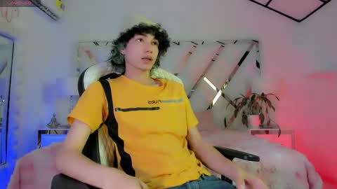 thanier_18 online show from 04-11-26, 07:07