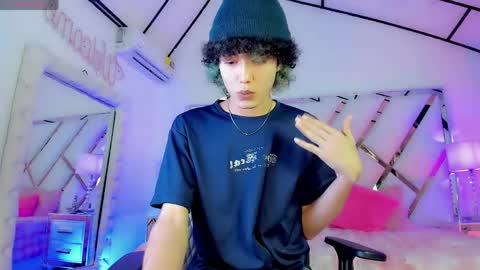 thanier_18 online show from 04-14-26, 08:04