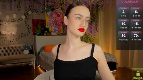 Snapshot of that_eva chatting on 10-25-25, 06:21 Your Eva online show from 10-25-25, 06:21