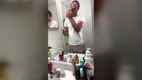 Snapshot of thatboyruby chatting on 02-06-26, 09:40 thatboyruby online show from 02-06-26, 09:40