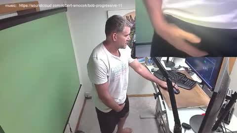 Snapshot of thaterkman chatting on 10-22-25, 03:01 thaterkman online show from 10-22-25, 03:01