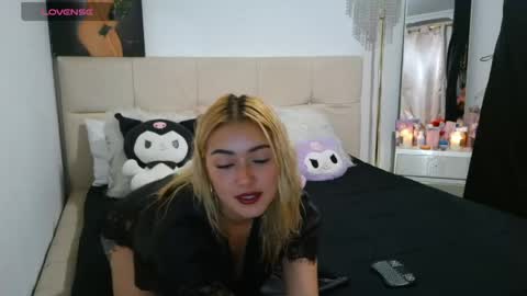   online show from 06-04-26, 12:00