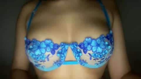 Melanie online show from 04-18-26, 11:38