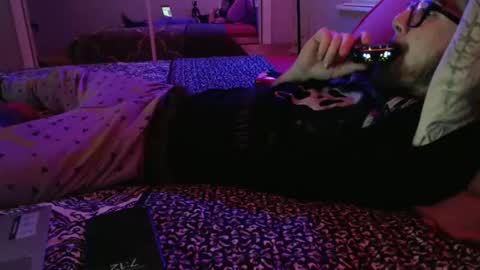 Snapshot of thatguyfromx chatting on 12-26-24, 02:12 That guy follow on X online show from 12-26-24, 02:12