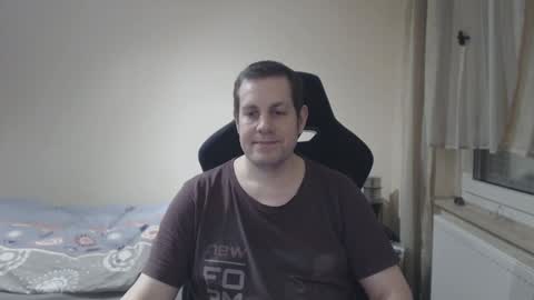 Snapshot of thatguyyeahhim chatting on 02-01-25, 12:29 thatguyyeahhim online show from 02-01-25, 12:29