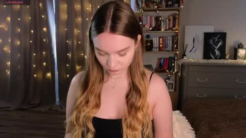 Snapshot of thatonerabbit chatting on 04-24-26, 10:18 Alice online show from 04-24-26, 10:18
