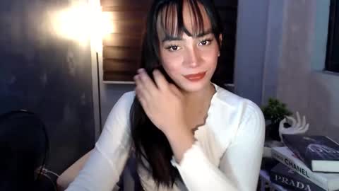 Snapshot of thatslut_deia chatting on 03-18-26, 05:27 thatslut_deia online show from 03-18-26, 05:27