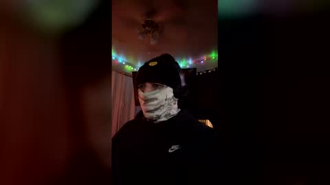 Snapshot of thatt_guy_ chatting on 12-16-25, 02:55 A online show from 12-16-25, 02:55