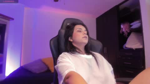 Paola online show from 03-06-25, 02:40