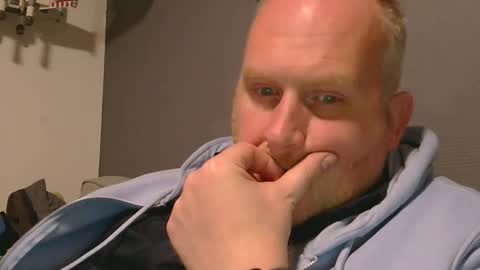 the007146368 online show from 11-05-25, 07:14