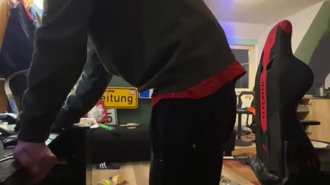 Snapshot of the420duderino chatting on 01-08-26, 04:59 the420duderino online show from 01-08-26, 04:59