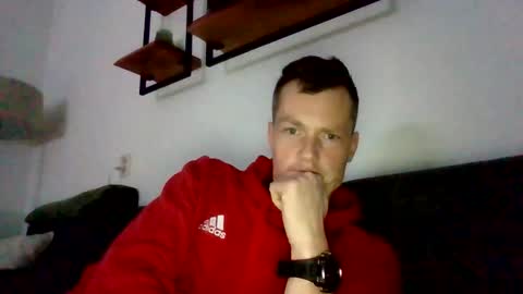 Snapshot of the___rocky200 chatting on 11-15-25, 02:57 Dennis online show from 11-15-25, 02:57