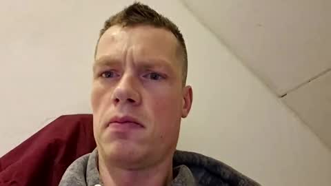 Snapshot of the___rocky200 chatting on 01-07-26, 09:28 Dennis online show from 01-07-26, 09:28