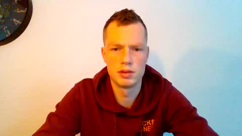 Snapshot of the___rocky200 chatting on 01-08-26, 09:33 Dennis online show from 01-08-26, 09:33