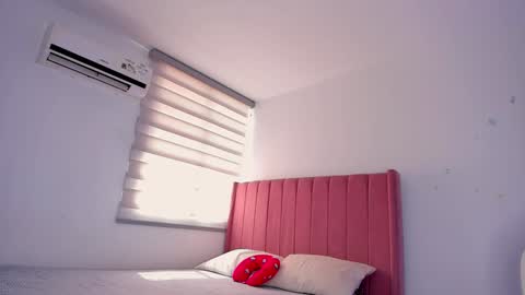 nina mirley online show from 01-22-25, 04:02