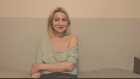 Snapshot of the_basic_instinctt chatting on 12-04-25, 11:35 Eva online show from 12-04-25, 11:35