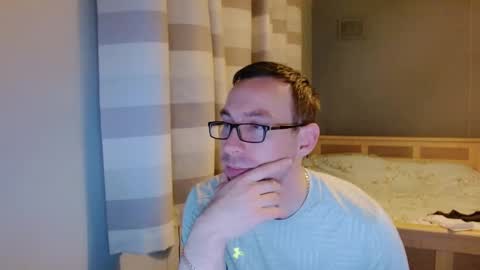 Snapshot of the_big_spoon chatting on 02-03-26, 10:04 the_big_spoon online show from 02-03-26, 10:04