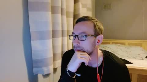 Snapshot of the_big_spoon chatting on 02-09-26, 11:20 the_big_spoon online show from 02-09-26, 11:20