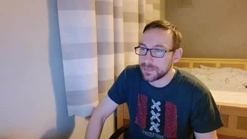 Snapshot of the_big_spoon chatting on 02-19-26, 10:06 the_big_spoon online show from 02-19-26, 10:06