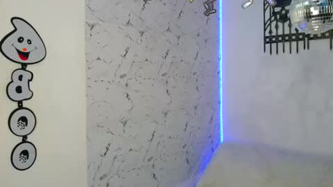 Sean OPry   online show from 10-20-25, 02:28