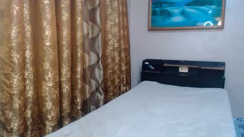 Snapshot of the_girl_nxt_door chatting on 11-30-25, 03:54 samm online show from 11-30-25, 03:54