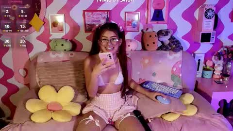 Snapshot of the_girl_with_the_red_hai chatting on 11-21-25, 02:21 zoe online show from 11-21-25, 02:21