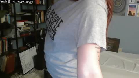 Snapshot of the_happy_space chatting on 03-03-25, 06:15 MATERNITY LEAVE online show from 03-03-25, 06:15