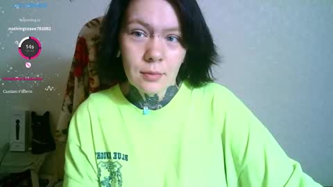 Snapshot of the_ice_owl chatting on 10-16-25, 01:12 the_ice_owl online show from 10-16-25, 01:12