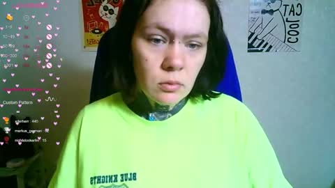 Snapshot of the_ice_owl chatting on 11-02-25, 07:00 the_ice_owl online show from 11-02-25, 07:00