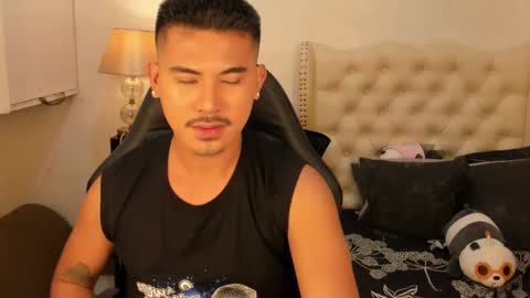 Snapshot of the_killian_jones chatting on 09-15-25, 10:37 ken online show from 09-15-25, 10:37