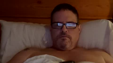Snapshot of the_man_for_u chatting on 11-10-25, 03:00 Chris online show from 11-10-25, 03:00