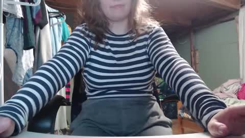 Ekye online show from 09-25-25, 03:49