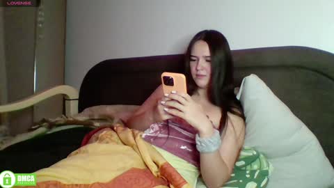 Snapshot of the_princese chatting on 12-02-24, 10:23 Alice online show from 12-02-24, 10:23