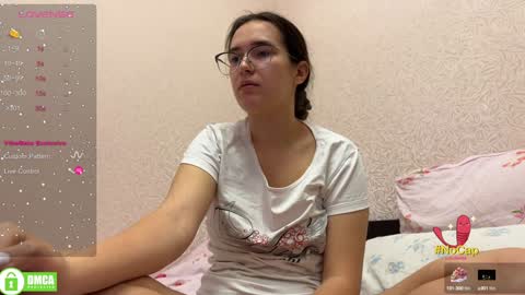 Snapshot of the_princese chatting on 02-06-25, 06:56 Alice online show from 02-06-25, 06:56