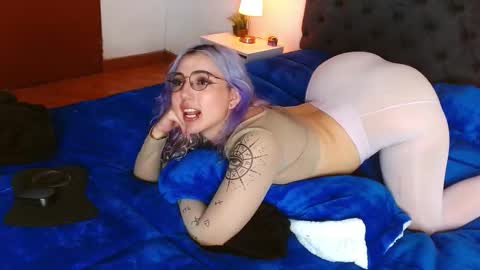 Diosa Afrodita online show from 11-30-25, 01:42